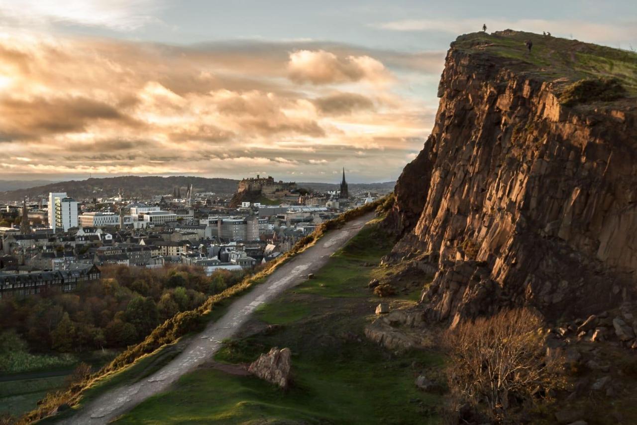 City Centre First Floor Family Suite Edimburgo Exterior foto